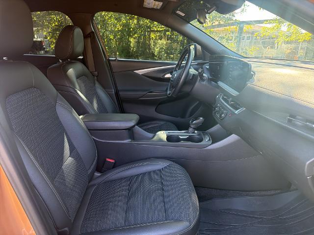 2024 Buick NV Preferred FWD