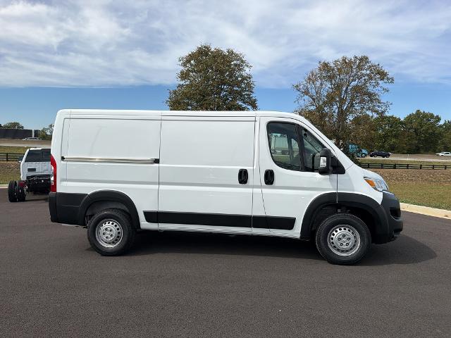 2025 Ram ProMaster 2500 Cargo Van Tradesman Low Roof 136 WB w/Pass Seat