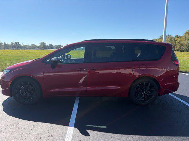 2025 Chrysler Pacifica Limited for sale near Lima, OH