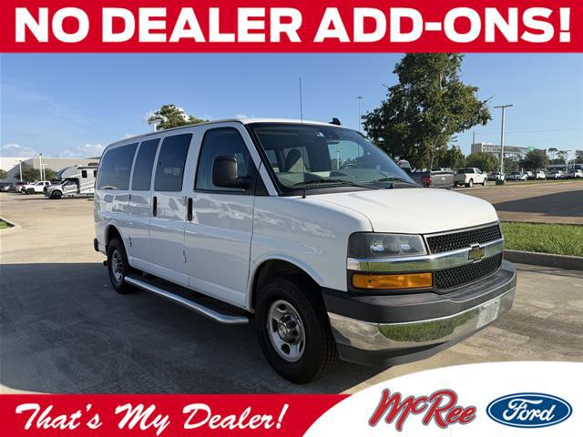 2021 Chevrolet Express Passenger RWD 2500 Regular Wheelbase LT for sale in Dickinson, TX