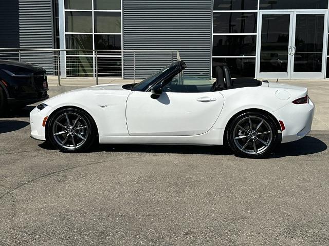 2021 Mazda MX-5 Sport