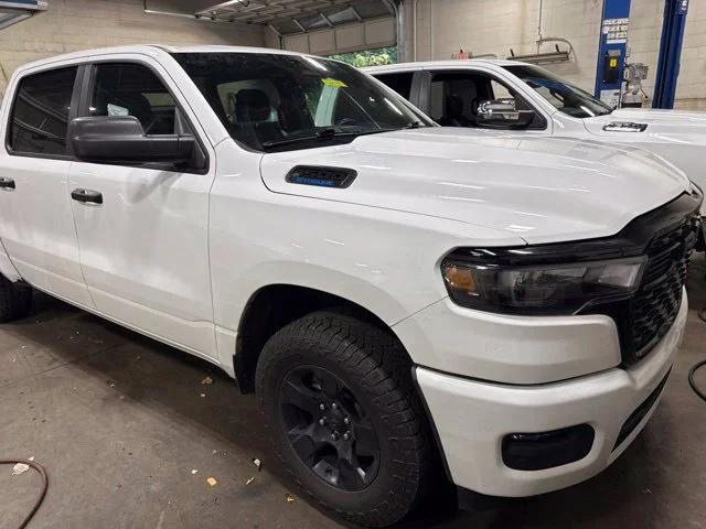 2025 RAM 1500 Tradesman Crew Cab 4x4 57 Box 2025 RAM 1500 Tradesman Crew Cab 4x4 57 Box