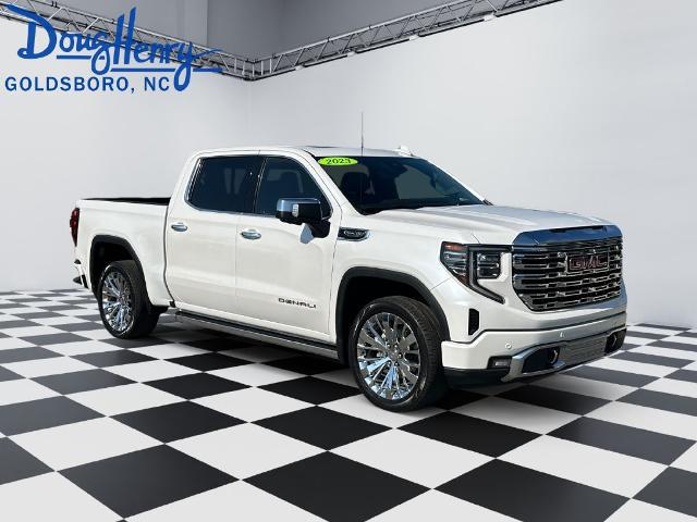 2023 GMC Sierra 1500 4WD Crew Cab Short Box Denali