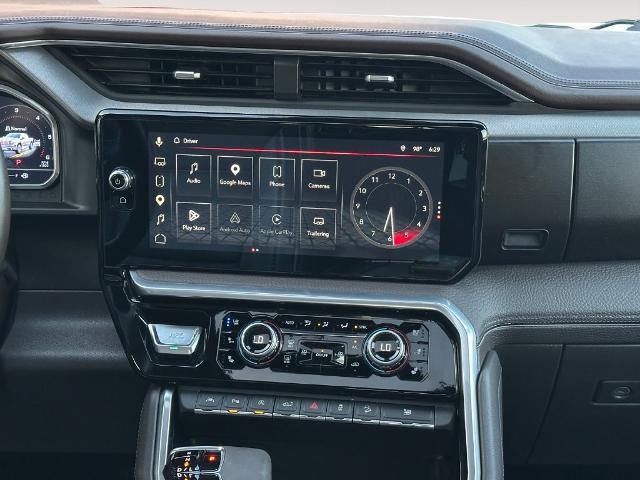 2023 GMC Sierra 1500 4WD Crew Cab Short Box Denali