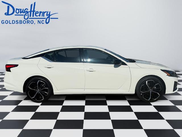 2025 Nissan Altima SR FWD