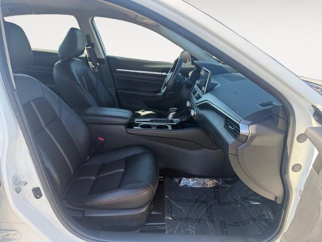 2025 Nissan Altima SR FWD