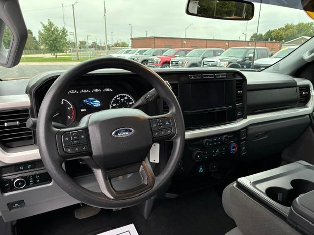 2023 Ford F-350 XLT