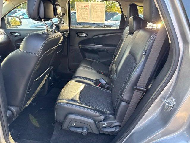 2020 Dodge Journey Crossroad