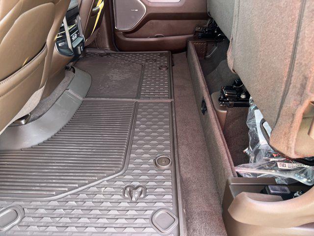 2025 Ram 1500 Laramie Crew Cab 4x4 64 Box