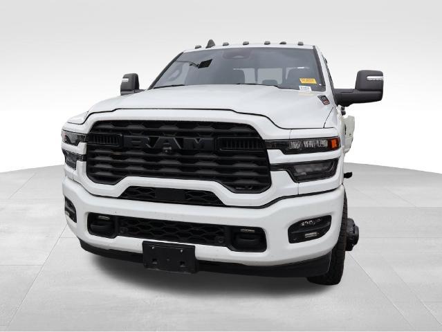 2025 Ram 3500 Big Horn Crew Cab 4x4 8 Box