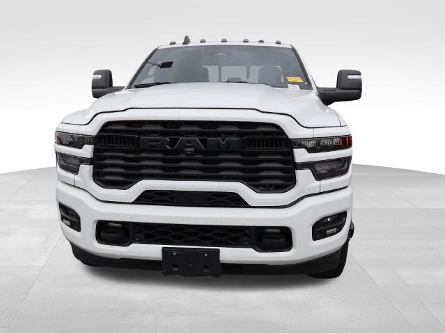 2025 Ram 3500 Big Horn Crew Cab 4x4 8 Box