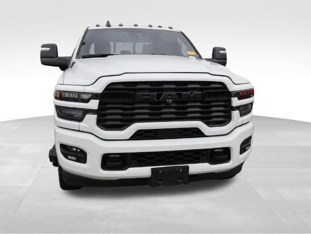 2025 Ram 3500 Big Horn Crew Cab 4x4 8 Box