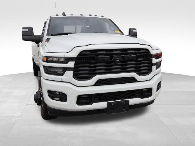 2025 Ram 3500 Big Horn Crew Cab 4x4 8 Box