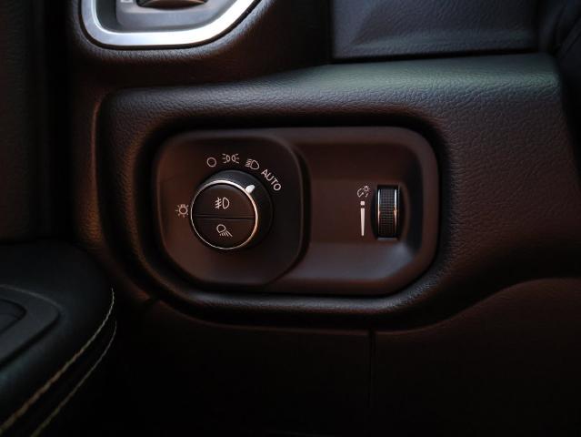 2025 Ram 3500 Big Horn Crew Cab 4x4 8 Box