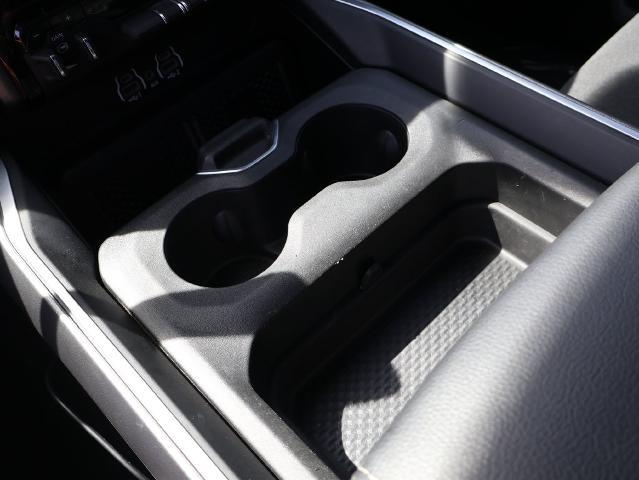 2025 Ram 3500 Big Horn Crew Cab 4x4 8 Box