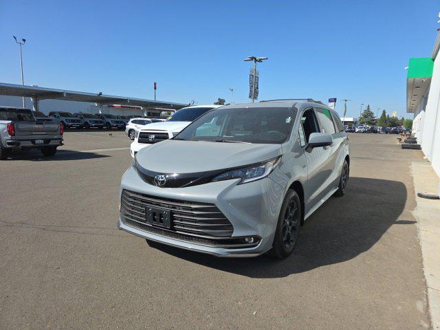 2026 Toyota Sienna Woodland Edition