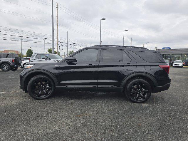 2024 Ford Explorer ST-Line