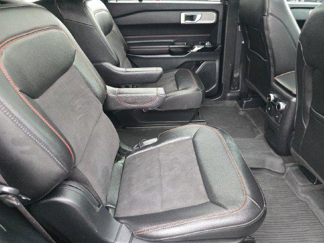 2024 Ford Explorer ST-Line