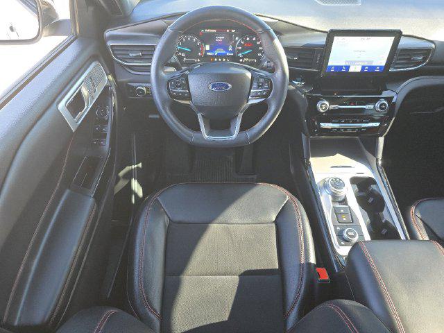 2024 Ford Explorer ST-Line