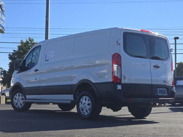 2025 Ford Transit Cargo Van Base