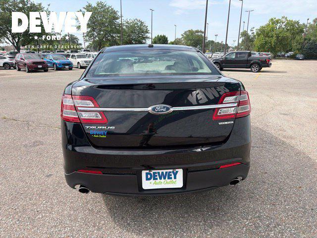 2018 Ford Taurus SE