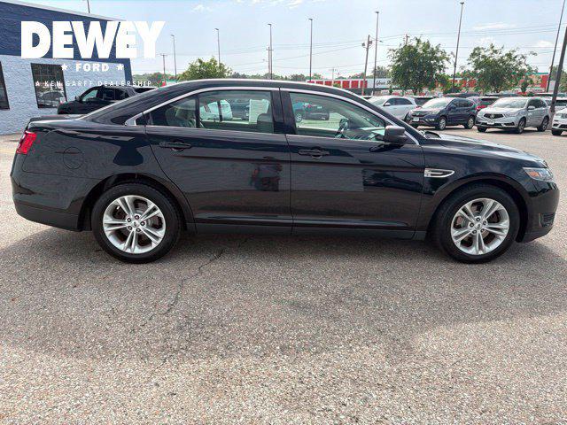2018 Ford Taurus SE