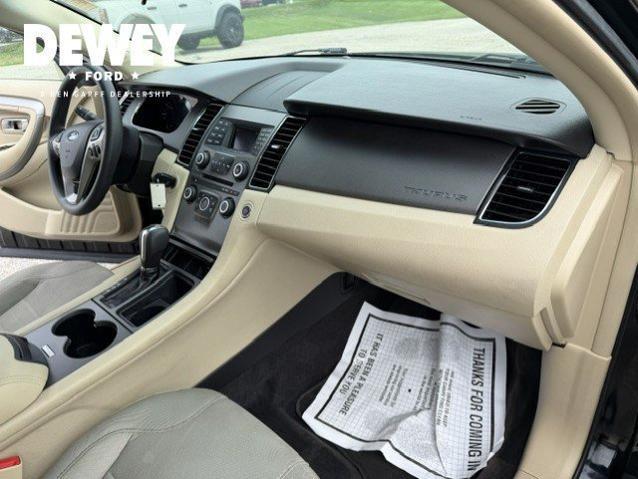 2018 Ford Taurus SE