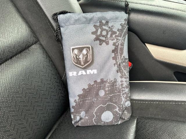 2019 Ram 1500 Laramie Crew Cab 4x4 57 Box