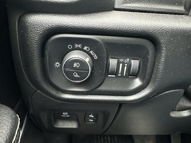 2019 Ram 1500 Laramie Crew Cab 4x4 57 Box