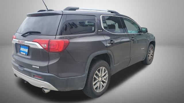 2017 GMC Acadia SLE-2