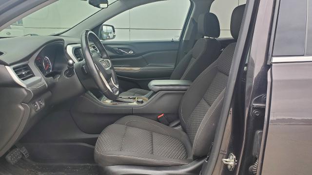 2017 GMC Acadia SLE-2
