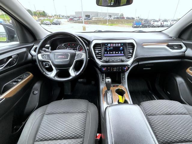 2017 GMC Acadia SLE-2