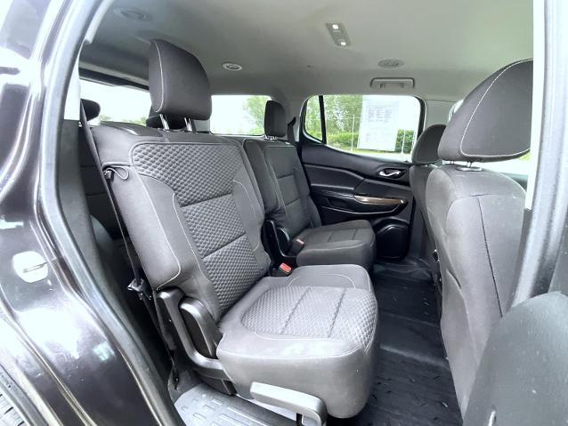2017 GMC Acadia SLE-2