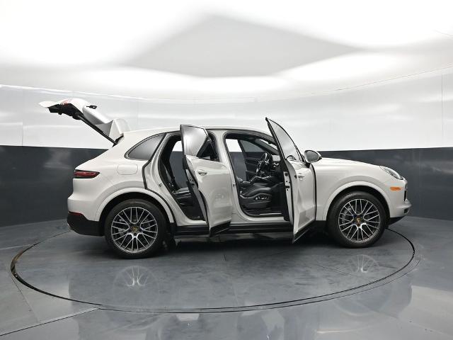 2021 Porsche Cayenne Base