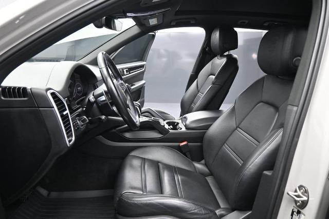 2021 Porsche Cayenne Base
