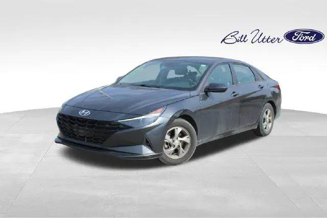 2022 Hyundai Elantra SE for sale in Denton, TX