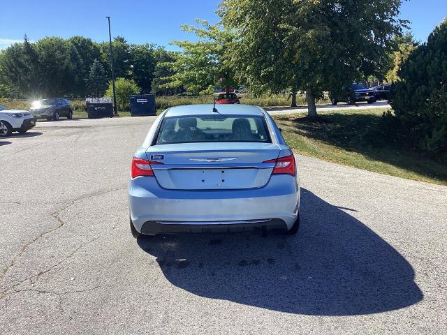 2012 Chrysler 200 Limited