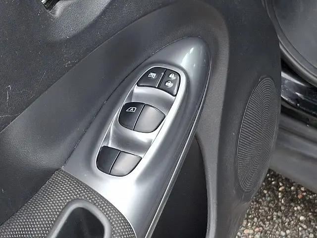 2014 Nissan JUKE S