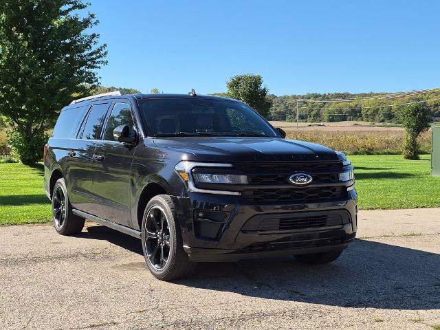 2022 Ford Expedition Limited MAX for sale in Belleville, WI