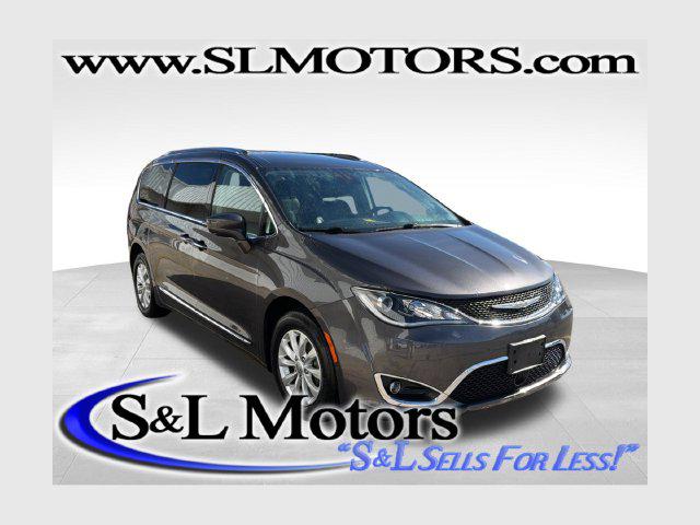 2019 Chrysler Pacifica Touring L for sale in Pulaski, WI