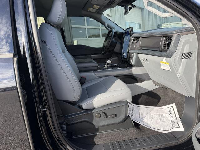 2025 Ford F-150 Flash