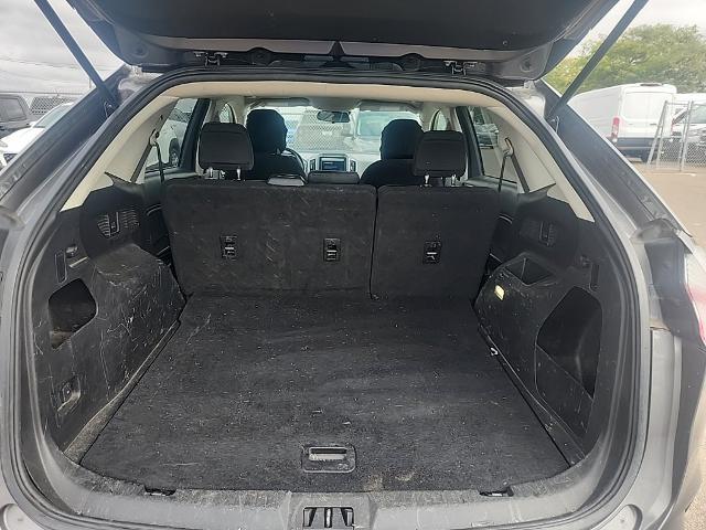 2023 Ford Edge SE