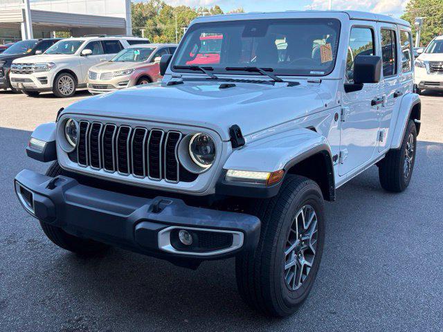 2025 Jeep Wrangler 4-Door Sahara 4x4 for sale in Morehead City, NC