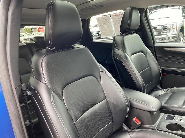 2023 Ford Escape Platinum