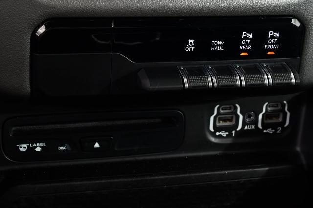 2019 Ram 1500 Big Horn/Lone Star Crew Cab 4x4 57 Box