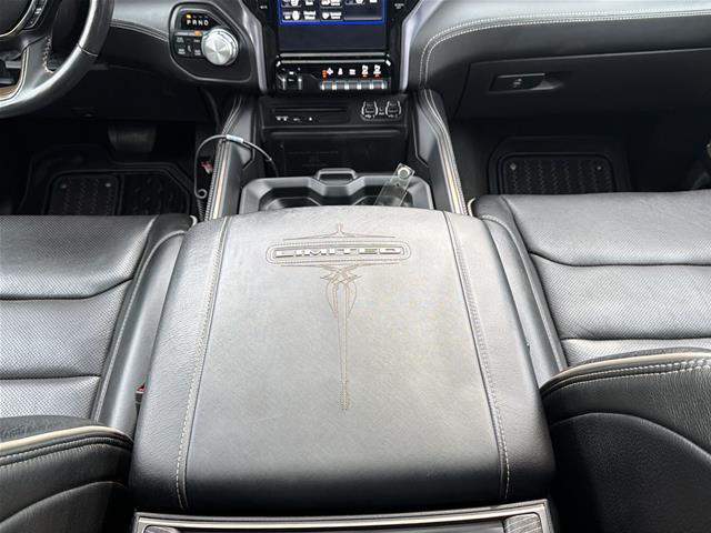 2019 Ram 1500 Limited Crew Cab 4x4 57 Box