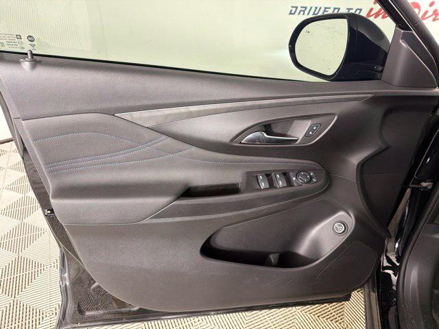 2024 Buick NV Sport Touring FWD