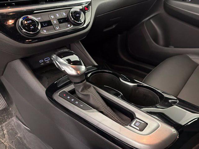 2024 Buick NV Sport Touring FWD