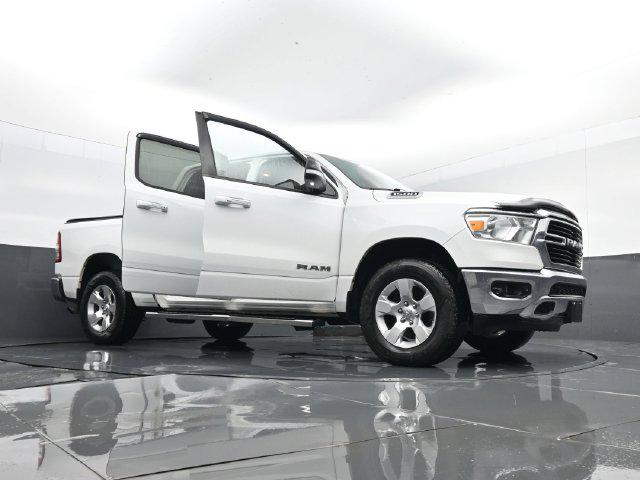 2019 Ram 1500 Big Horn/Lone Star Crew Cab 4x4 57 Box