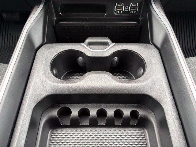 2022 Ram 1500 Big Horn Crew Cab 4x4 57 Box